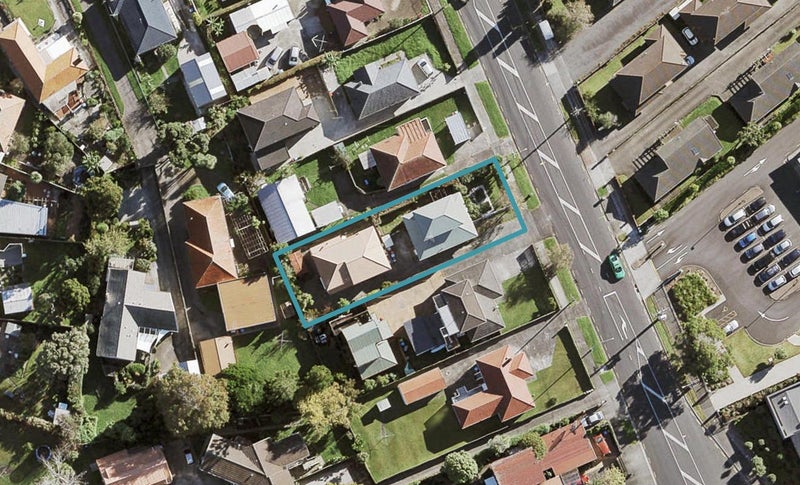 265A Richardson Road, New Windsor, Auckland - Carousel 1