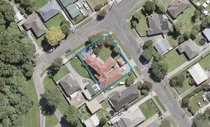 77 Brentwood Street, Trentham, Upper Hutt - Carousel 1