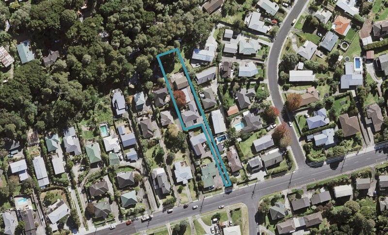 1/54 Pupuke Road, Hillcrest, Auckland - Carousel 1
