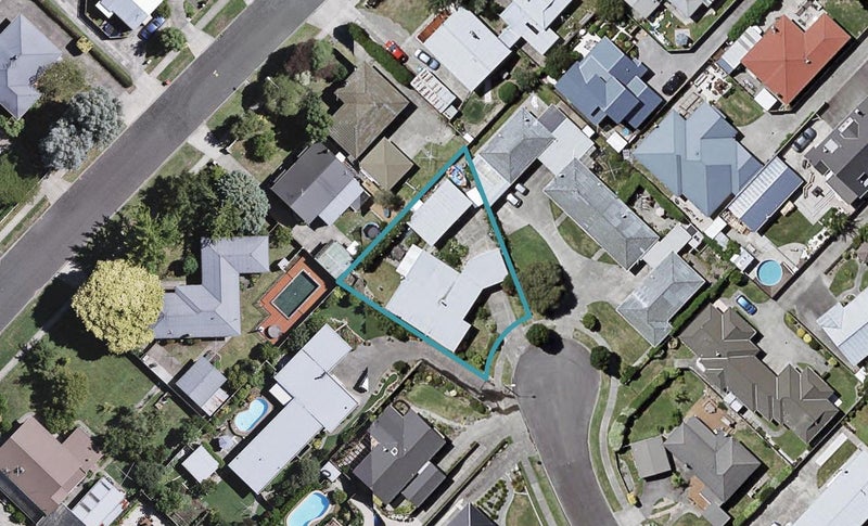 24 Laurent Place, Greenmeadows, Napier - Carousel 1