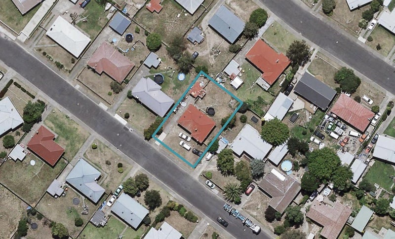 20 Scarborough Road, Flaxmere, Hastings - Carousel 1