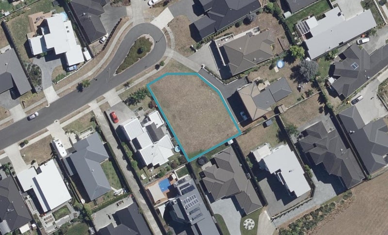 18 Raddington Way, Huntington, Hamilton - Carousel 1