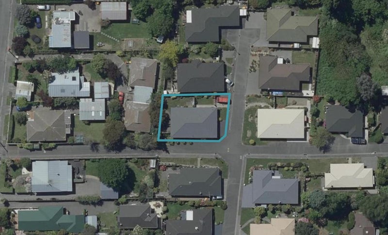 1 Castle Way, Beckenham, Christchurch - Carousel 1
