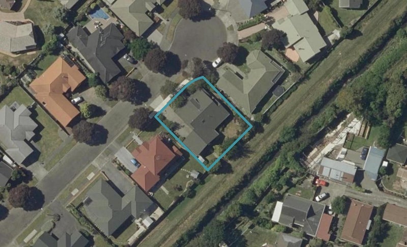 28 Caroline Crescent, Highbury, Palmerston North - Carousel 1