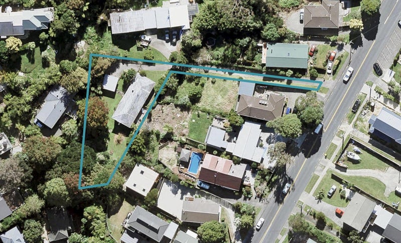 2/134 Deep Creek Road, Torbay, Auckland - Carousel 1