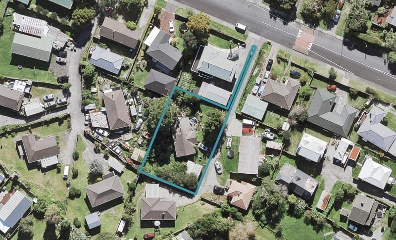 10 Kelman Road, Kelston, Auckland - Carousel 1
