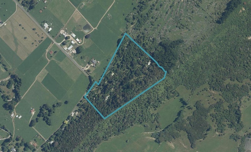 187 Packard Road, Motupipi - Carousel 1
