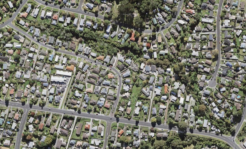 7 Zefiro Drive, Massey, Auckland - Carousel 1