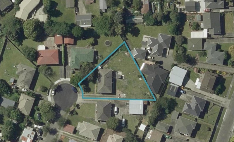 8 Selby Place, Hokowhitu, Palmerston North - Carousel 1