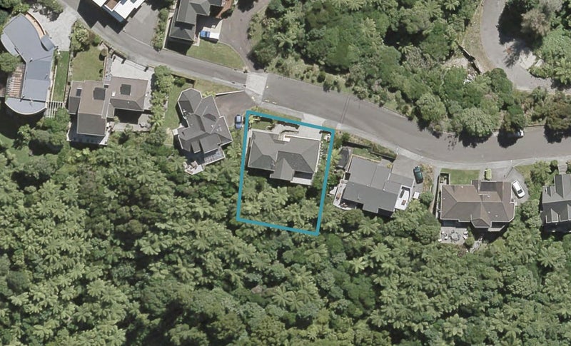 4 Avonlea Grove, Belmont, Lower Hutt - Carousel 1