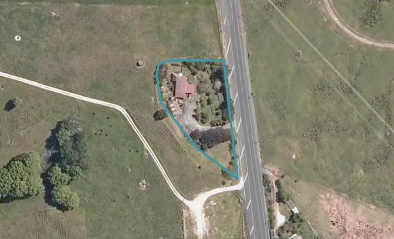 1713 State Highway 1, Kaiwaka - Carousel 1