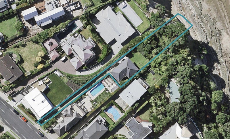 32 Seacliffe Avenue, Belmont, Auckland - Carousel 1