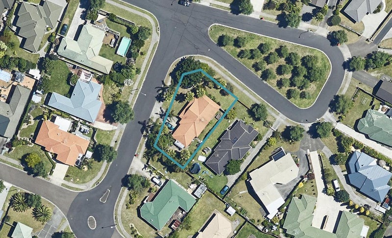 1 Larisa Grove, Papamoa Beach, Papamoa - Carousel 1