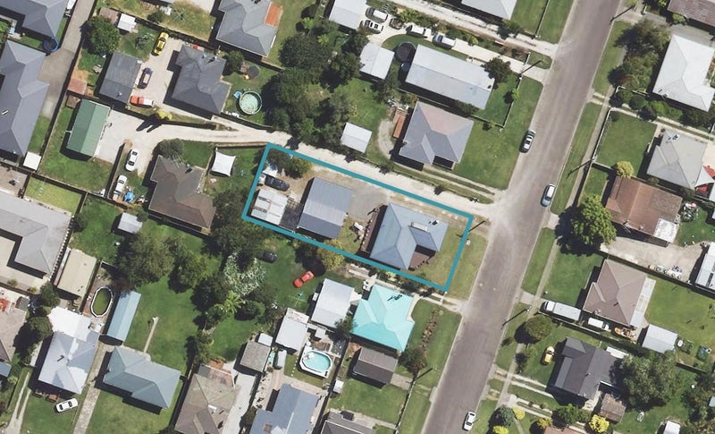 17 Clarence Street, Te Hapara, Gisborne - Carousel 1