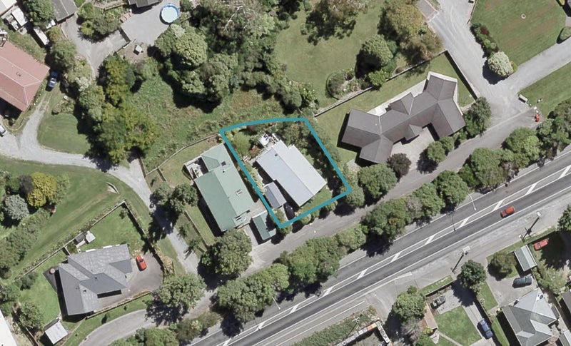 31 Kahikatea Lane, Brown Owl, Upper Hutt - Carousel 1