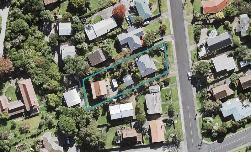 1/41 Kia Ora Road, Beach Haven, Auckland - Carousel 1
