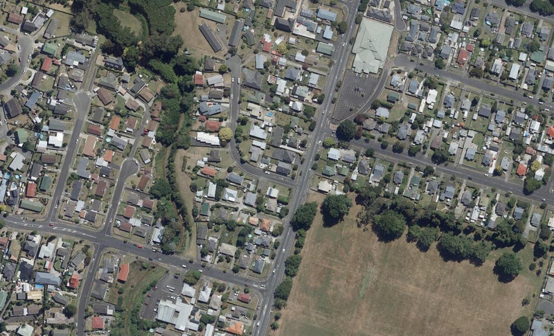 2/2 Walker Terrace, Dinsdale, Hamilton - Carousel 1