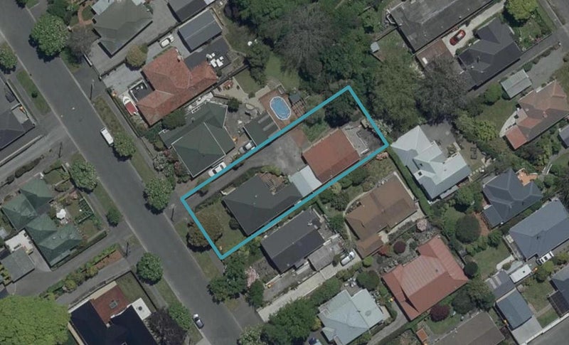 2/70 Windermere Road, Papanui, Christchurch - Carousel 1