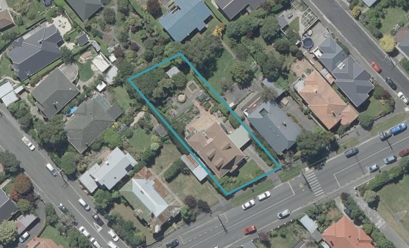 93 Signal Hill Road, Opoho, Dunedin - Carousel 1