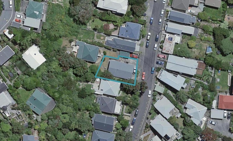 23B Charlotte Avenue, Brooklyn, Wellington - Carousel 1