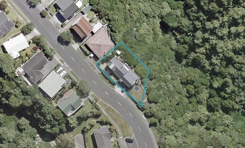 22 Viewmont Drive, Harbour View, Lower Hutt - Carousel 1