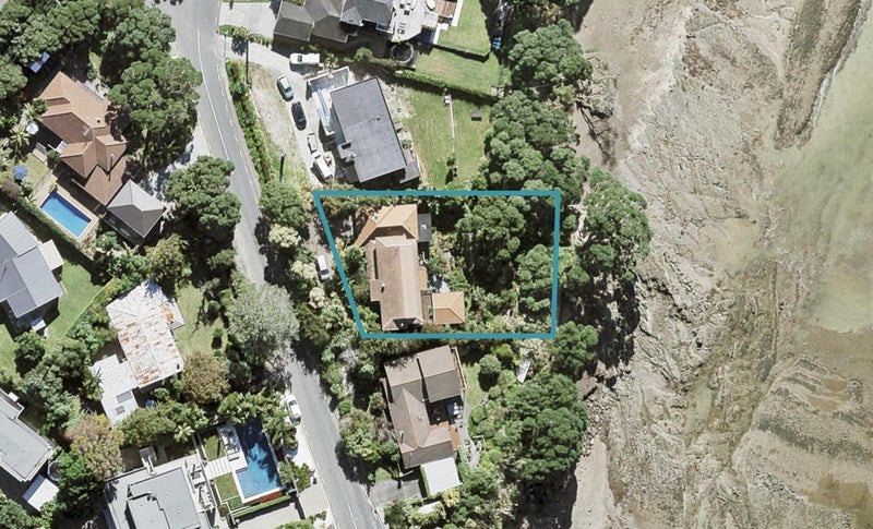 38 Rock Isle Road, Torbay, Auckland - Carousel 1