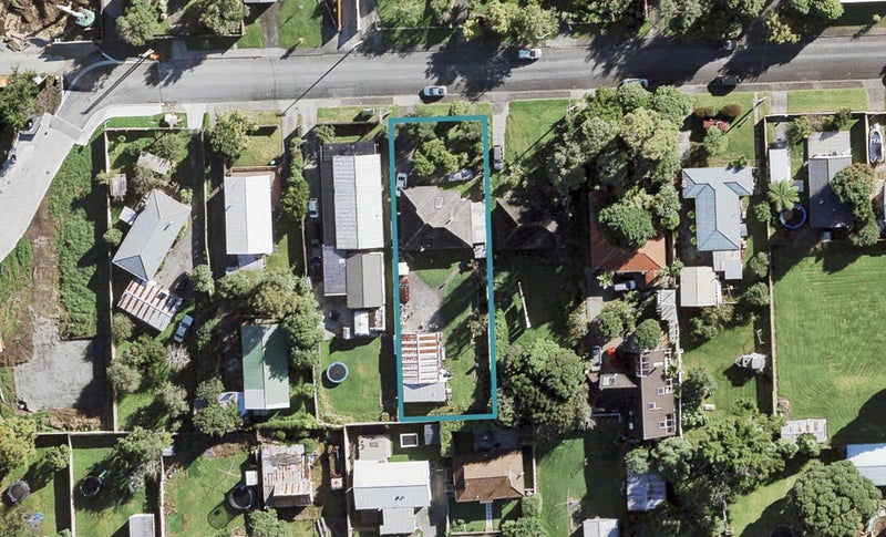 10 Hamurana Place, Te Atatu Peninsula, Auckland - Carousel 1