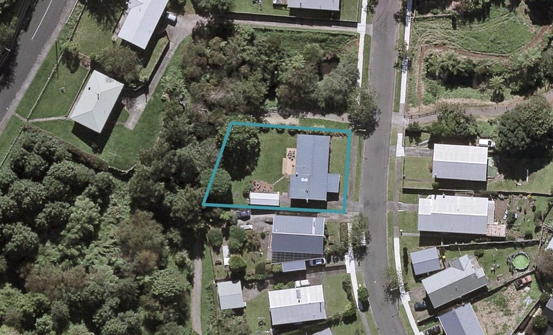 15 Vancouver Place, Marfell, New Plymouth - Carousel 1