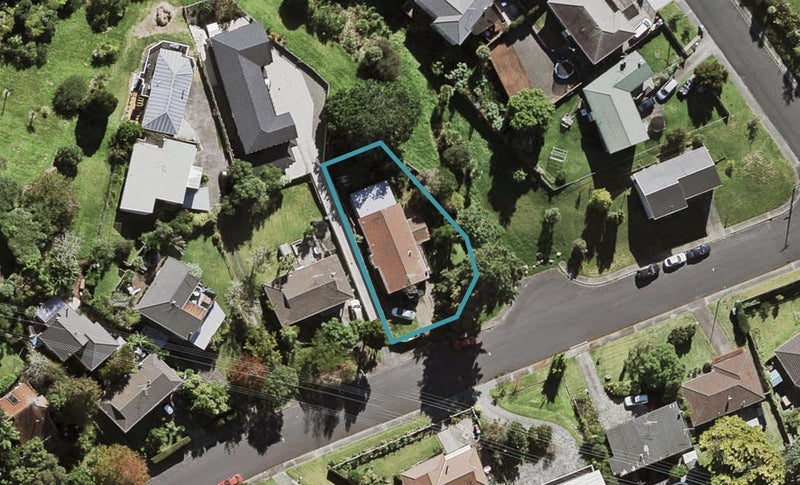 3 Stephen Lysnar Place, Hillsborough, Auckland - Carousel 1