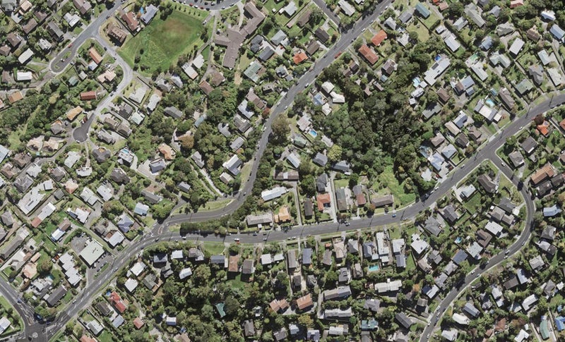2/28 Coronation Road, Hillcrest, Auckland - Carousel 1