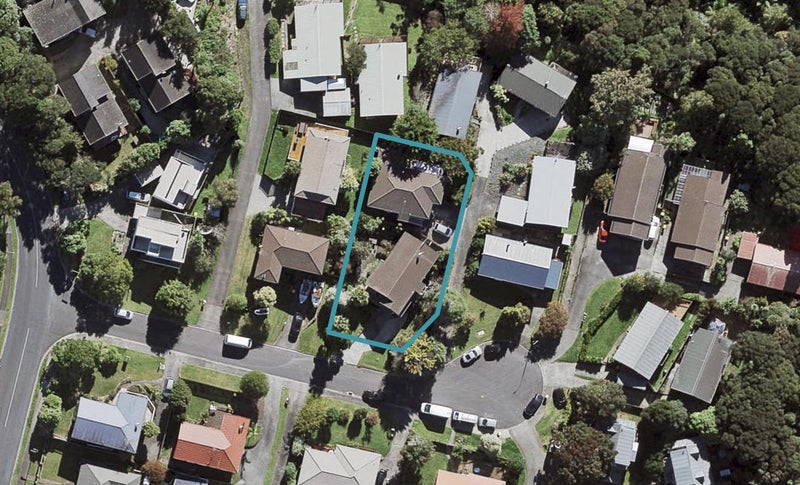 1/10 Valecrest Place, Bayview, Auckland - Carousel 1
