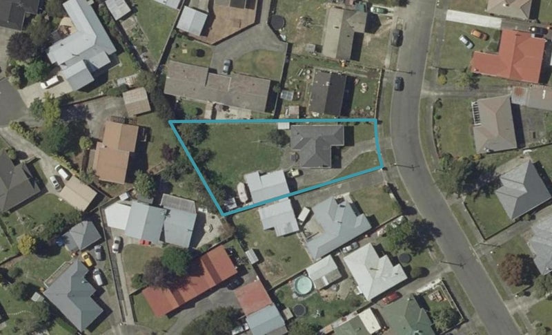 24 Duff Crescent, Highbury, Palmerston North - Carousel 1