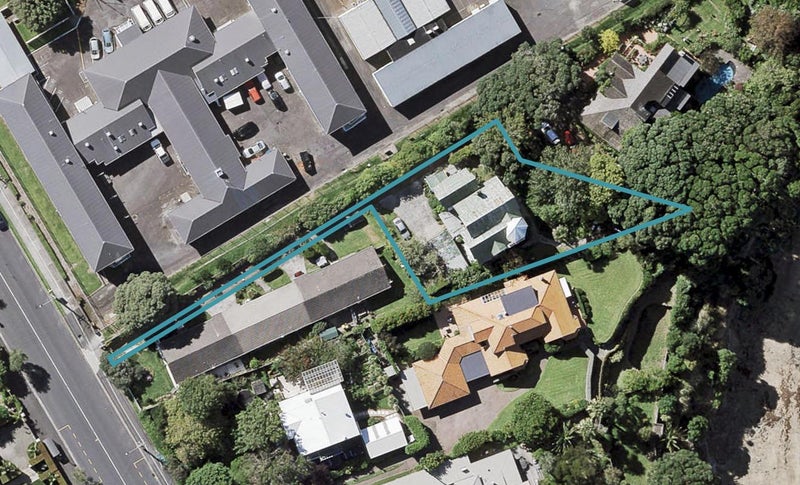 126 Vauxhall Road, Narrow Neck, Auckland - Carousel 1