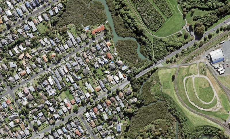 209A Meola Road, Point Chevalier, Auckland - Carousel 1