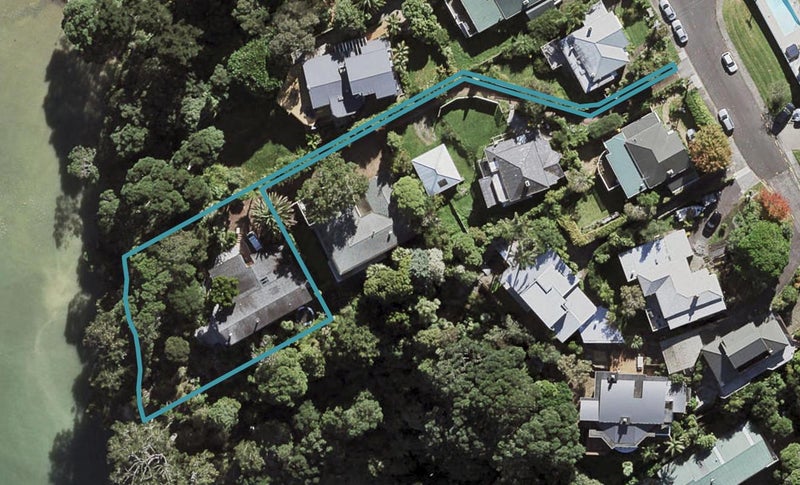 16C Maunganui Road, Birkenhead, Auckland - Carousel 1