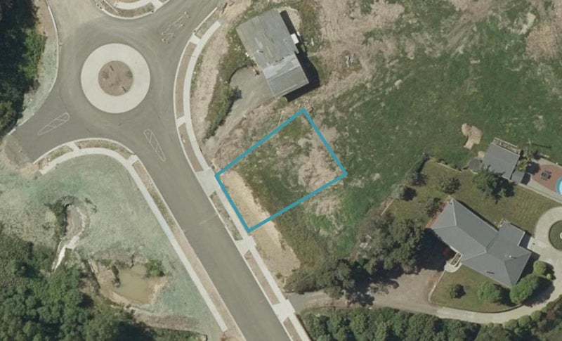 8 James Line, Kelvin Grove, Palmerston North - Carousel 1