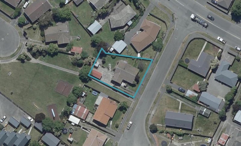 4 Karlaw Place, Parklands, Christchurch - Carousel 1