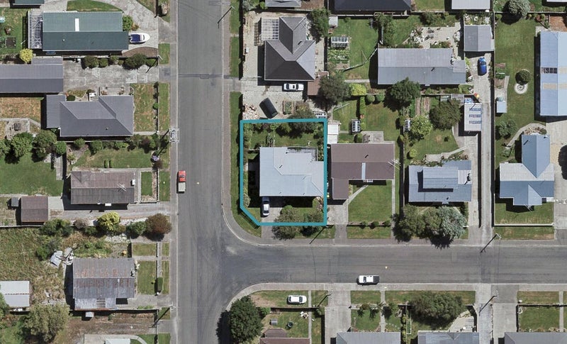 66 Douglas Street, Grasmere, Invercargill - Carousel 1