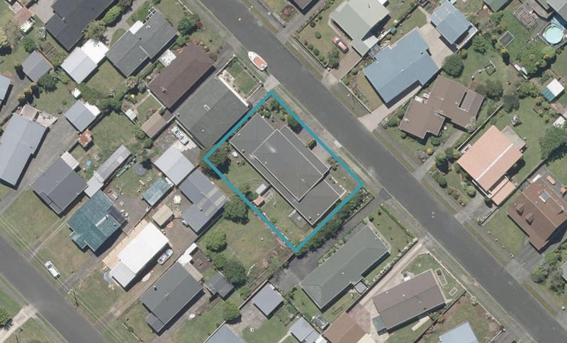 13 Stafford Street, Springvale, Whanganui - Carousel 1