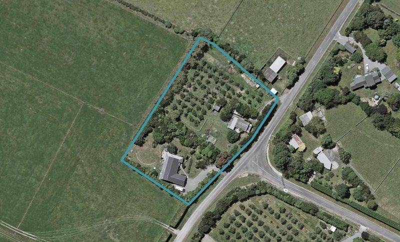 114 Settlement Road, Te Horo - Carousel 1