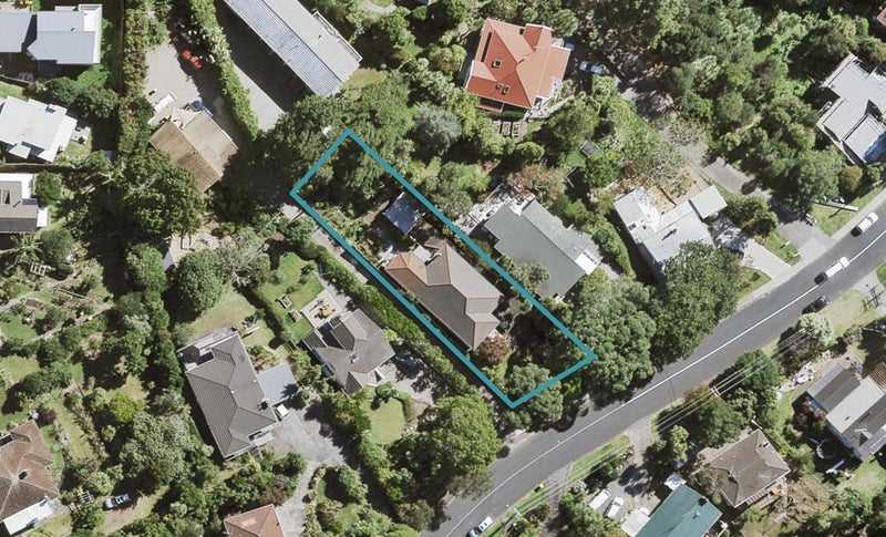 55 West Lynn Road, Titirangi, Auckland - Carousel 1