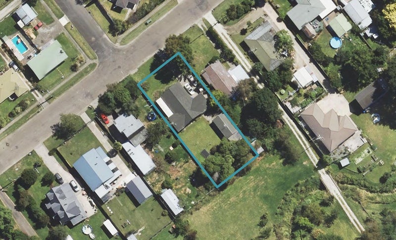 35 Massey Road, Mangapapa, Gisborne - Carousel 1