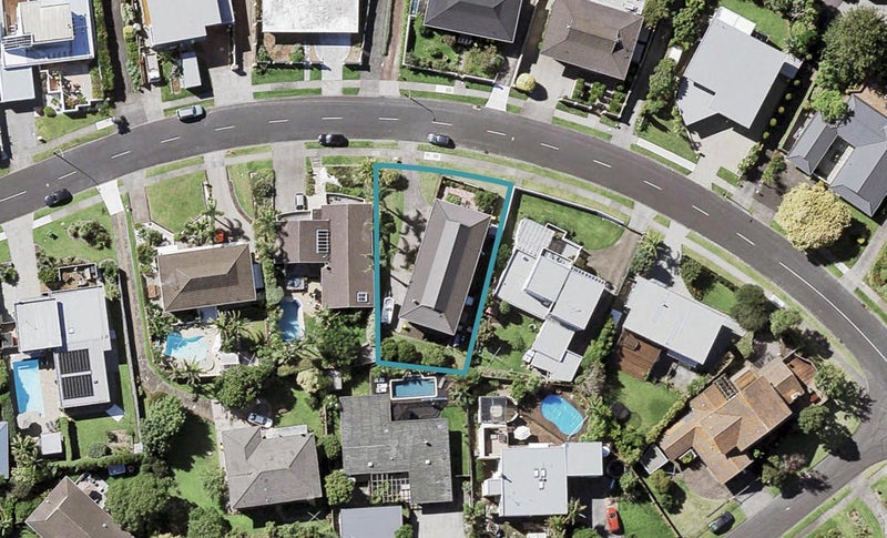 1/73 Bramley Drive, Farm Cove, Auckland - Carousel 1