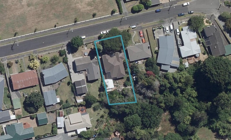 10 Cranwell Place, Hillcrest, Hamilton - Carousel 1