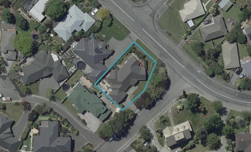 2 Alderson Avenue, Hillsborough, Christchurch - Carousel 1