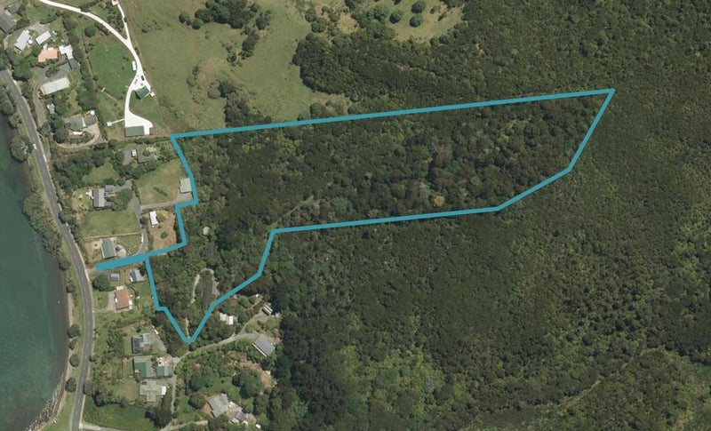 2015 Whangarei Heads Road, Whangarei - Carousel 1