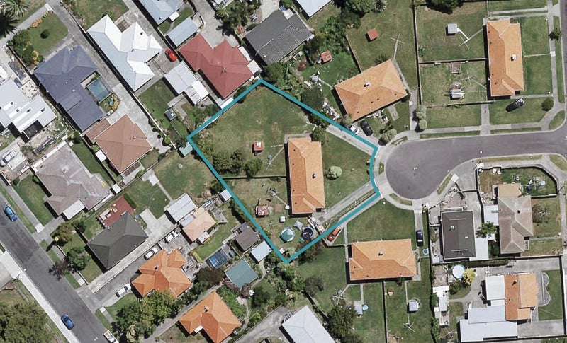 11 Russell Place, Marewa, Napier - Carousel 1