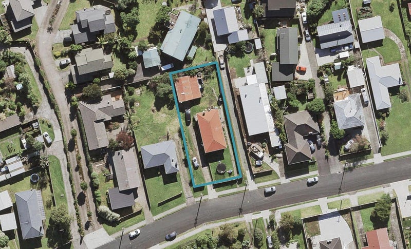 19 Wellesley Road, Mangere Bridge, Auckland - Carousel 1