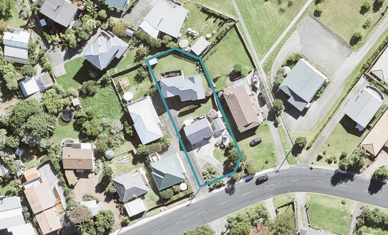 32A Brightside Road, Stanmore Bay, Whangaparaoa - Carousel 1