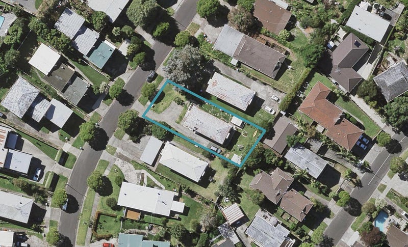 1/34 Simkin Avenue, Saint Johns, Auckland - Carousel 1